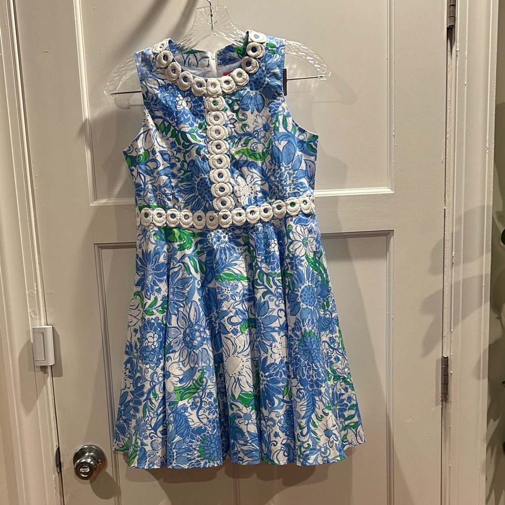 Lilly Pulitzer idala dress  Blue and Green Floral Kids  NWT. $ 108.00